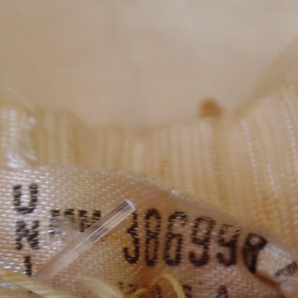 Vintage Tan Hat Polyester Hat W Ribbon Made in USA has Patent Label But no Brand - Picture 2 of 12